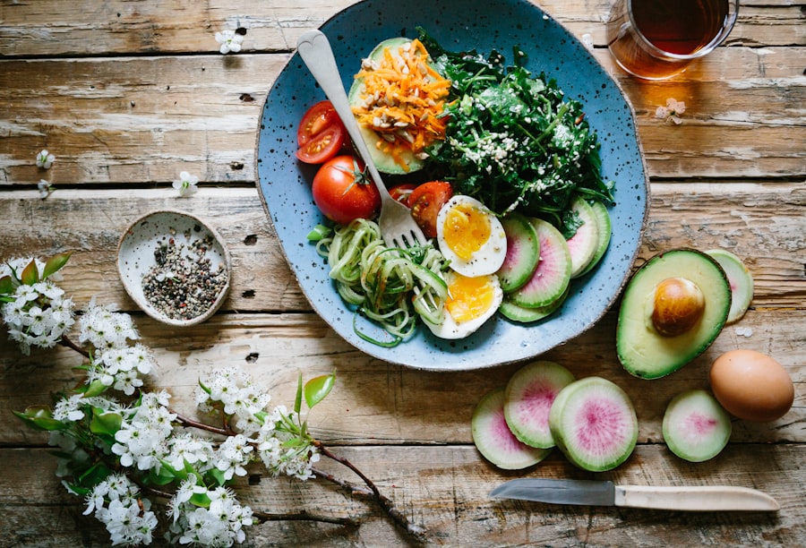 High-protein breakfast bowl with egg, greens and avocado
